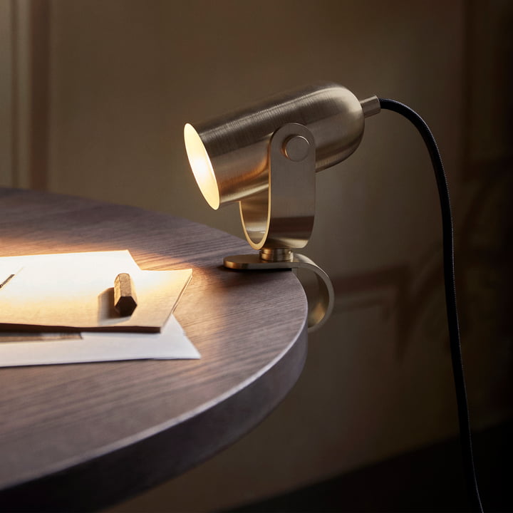 Ruuvi Lampe de table de ferm Living dans la couleur laiton