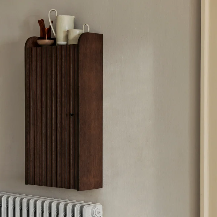 Sill Armoire murale, Chêne teinté foncé de Ferm Living