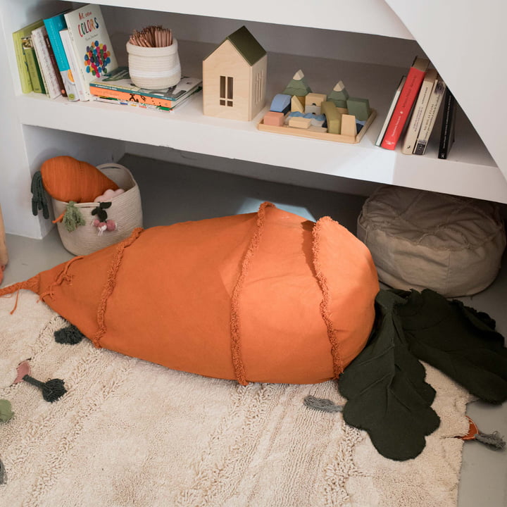 Pouf Cathy the Carrot, orange de Lorena Canals