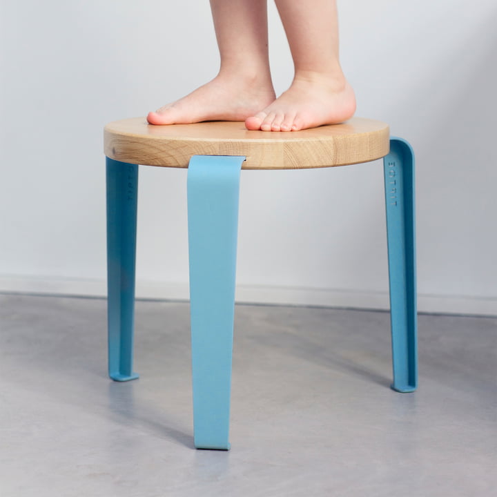 Tabouret enfant Mini LOU – bois éco–certifié – CAILLOU