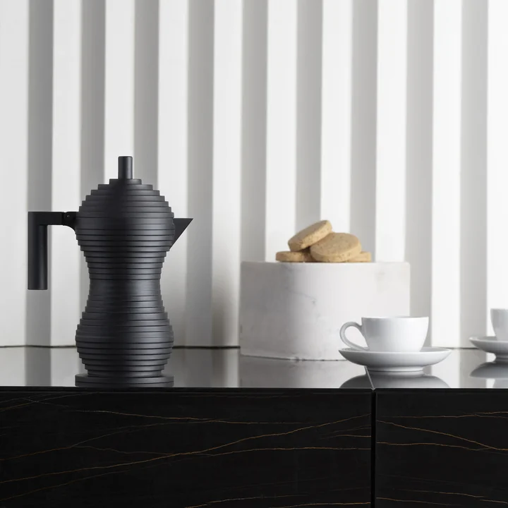 Pulcina Cafetière espresso noire de Alessi