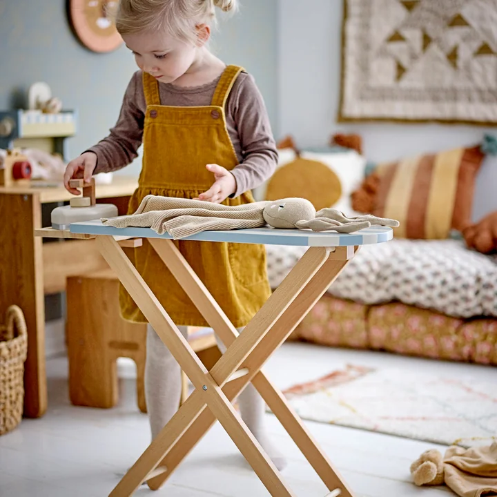 Bloomingville - Mini Sande Jouets planche à repasser avec fer à repasser