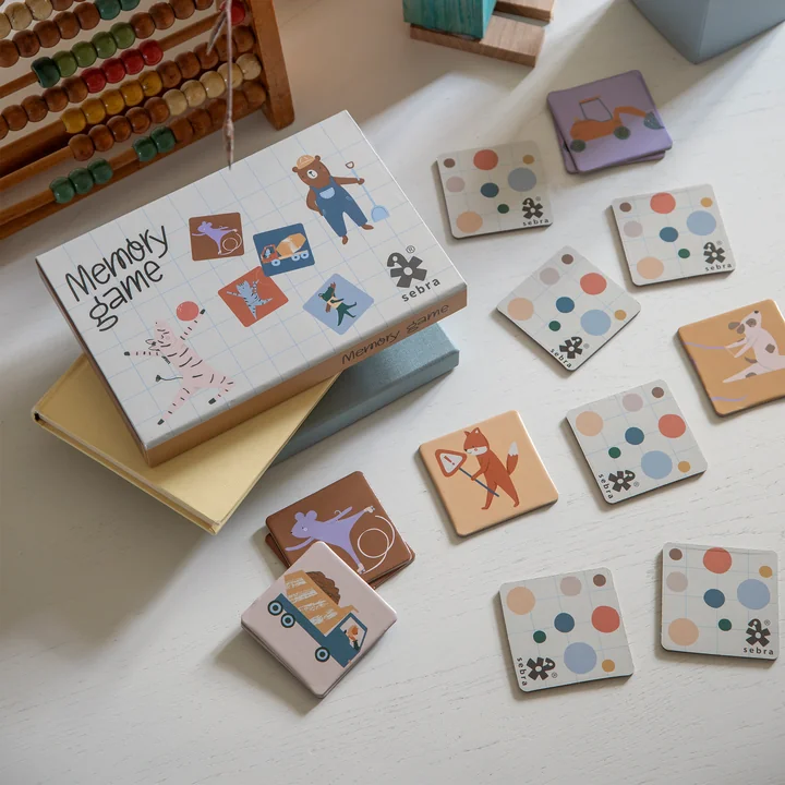 Memory dans une boîte en bois, Toes / Builders, multicolore de Sebra