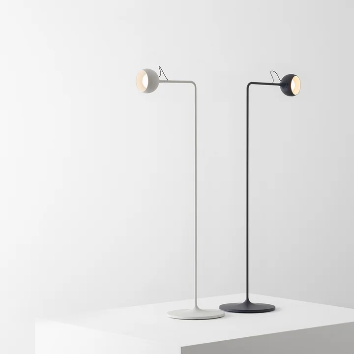 IXA Lampadaire LED de Artemide