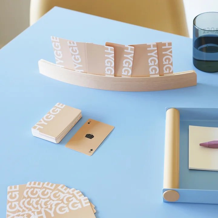 Design-Letters- Hygge -Jeu de cartes-beige-A2