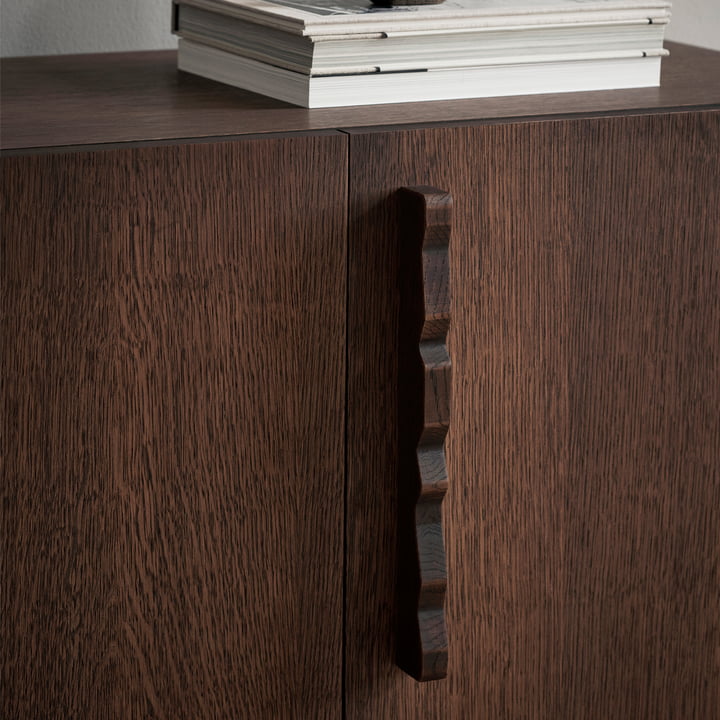 Unda Sideboard, Chêne teinté foncé de ferm Living