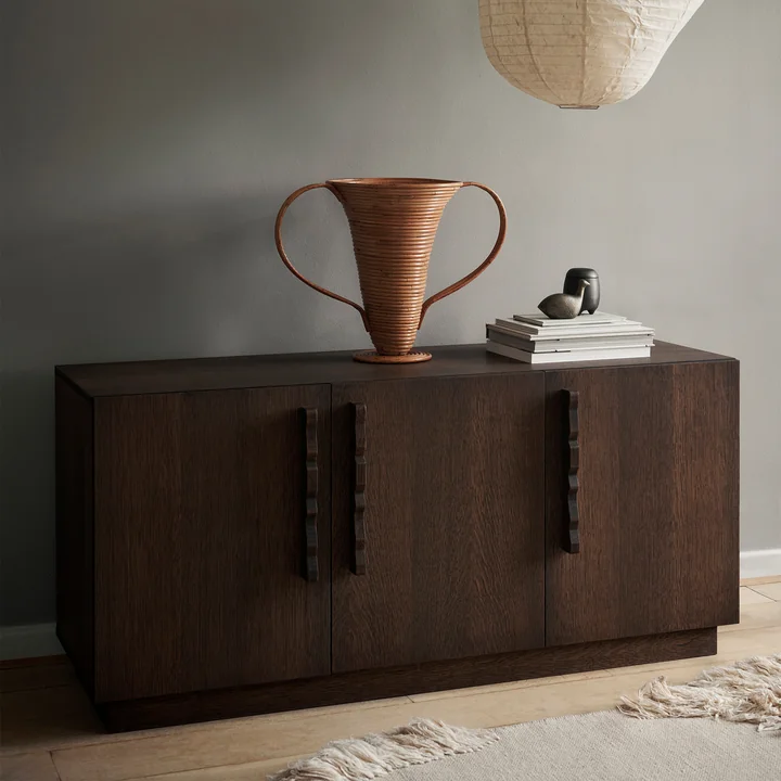 Unda Sideboard, Chêne teinté foncé de Ferm Living