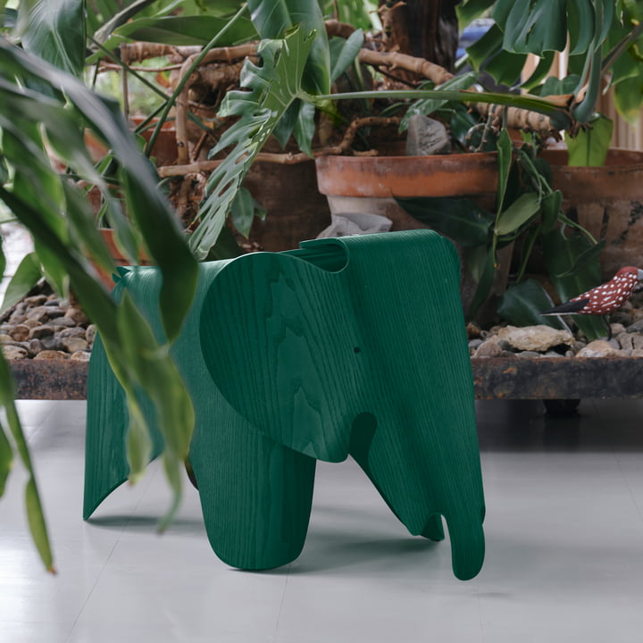 Vitra - Eames Elephant Plywood, vert foncé (Eames Special Collection 2023)