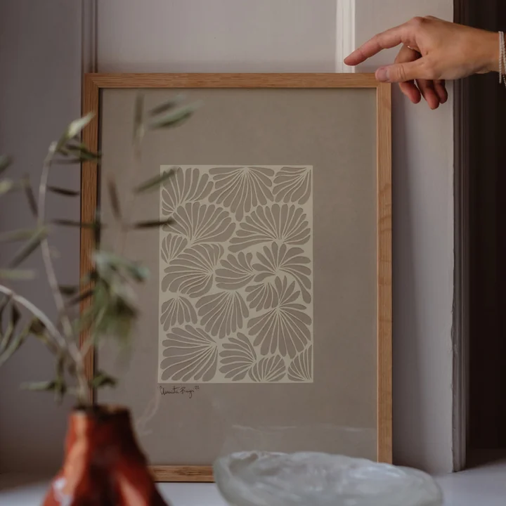 Flowers No. 01 de Little Detroit pour The Poster Club