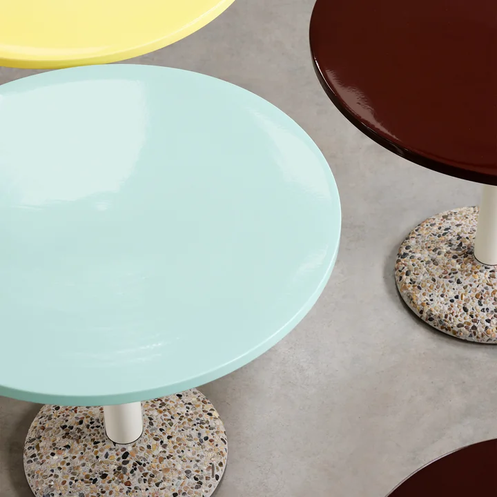 Le site Ceramic Table de HAY