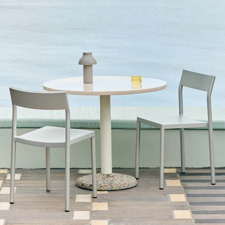 Type Chaise, gris argenté de HAY