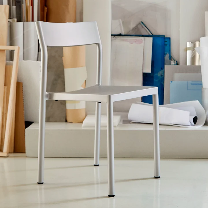 Type Chaise, gris argenté de HAY