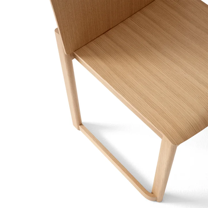 Allwood Side Chair AV35, chêne laqué de & Tradition