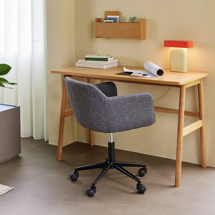 Sleek Lampe de table et organisateur AtHand de Hübsch Interior