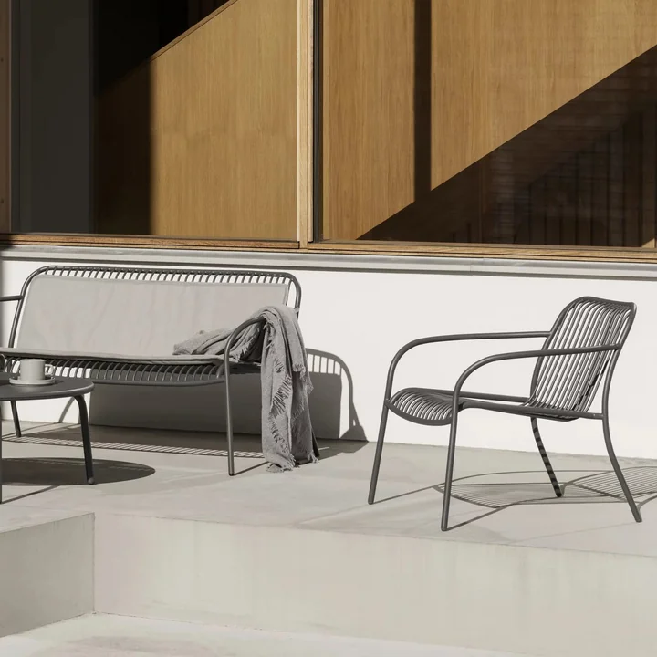Yua Wire - Fauteuil lounge de Blomus