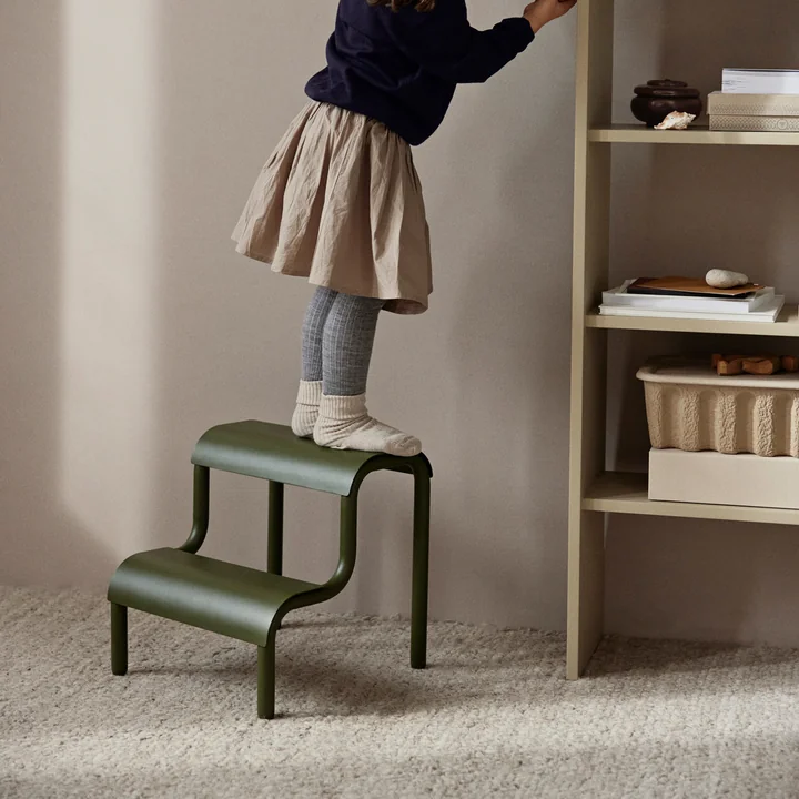 Ferm Living - Up Step Tabouret multifonctionnel, vert forêt