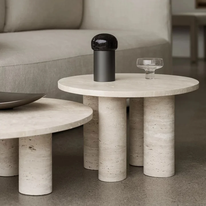 Iris Lampe LED rechargeable de Blomus