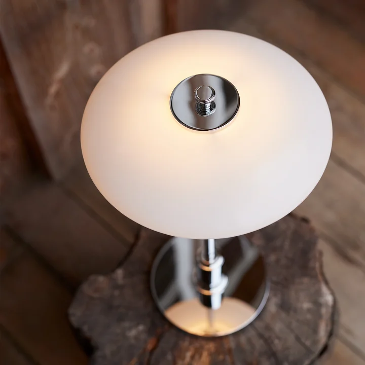 PH 2/1 Portable Lampe de table LED à accu, chromée de Louis Poulsen