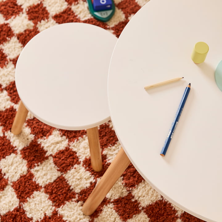 Table et tabouret de Kids Concept