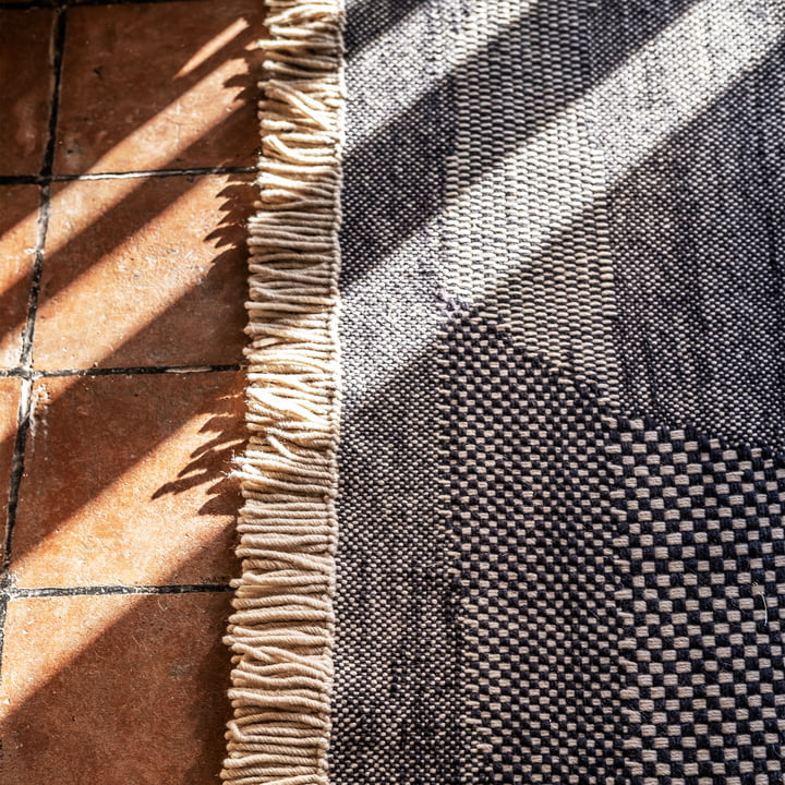 Wabisabi tapis en laine, anthracite de nanimarquina