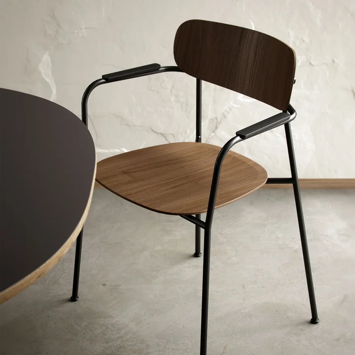 Scope Chaise avec accoudoirs de Andersen Furniture