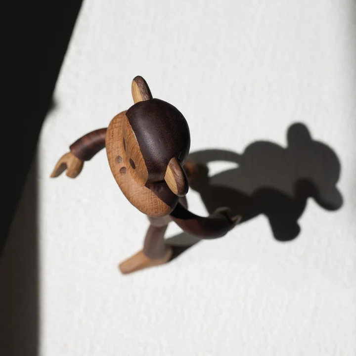 Julius the Monkey Figurine en bois, Noyer & Chêne naturel de boyhood