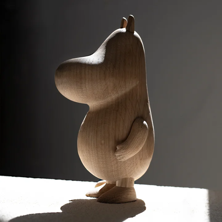 Moomintroll figurine en bois, chêne naturel de boyhood