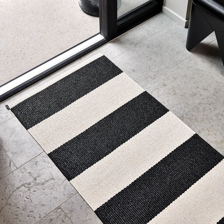 Bob Tapis, black / vanilla de Pappelina
