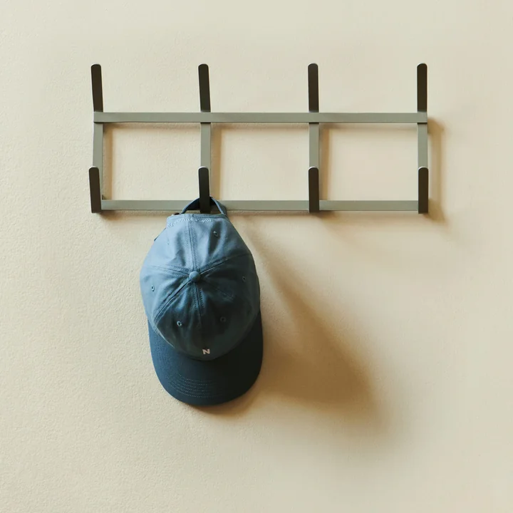 Tape Porte-manteau small, metallic grey de HAY