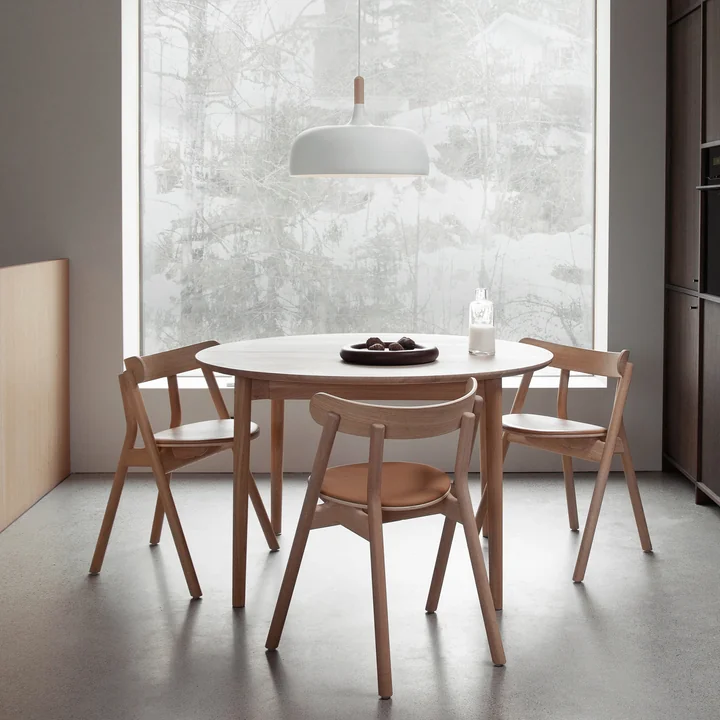 Northern - Acorn Lampe suspendue, blanc mat - Northern - Expand Table de salle à manger Ø 120 cm, chêne huilé