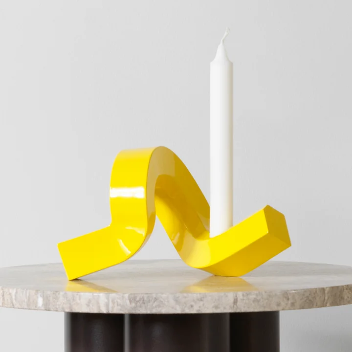 Crooked Chandelier, jaune de Normann Copenhagen
