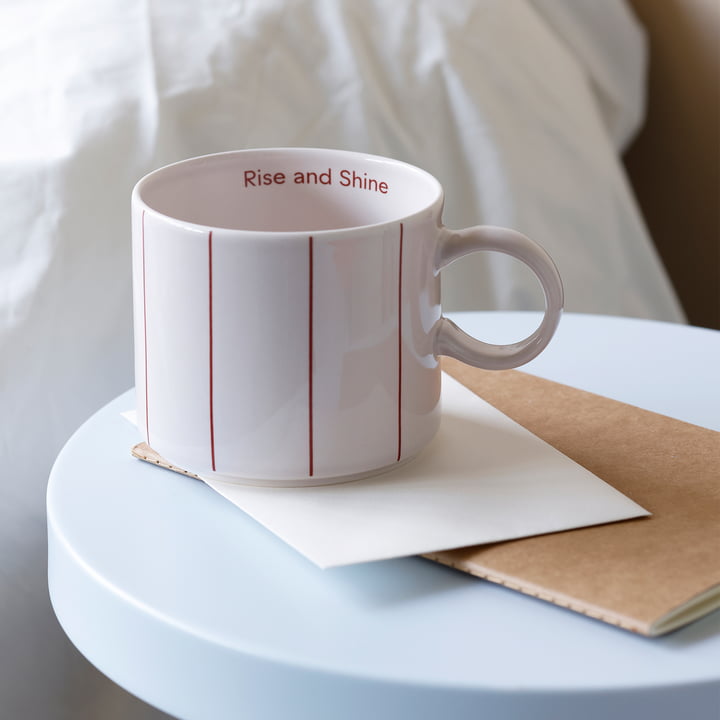 Pyjama Jumbo Gobelet avec anse, 400 ml, rouge de Design Letters
