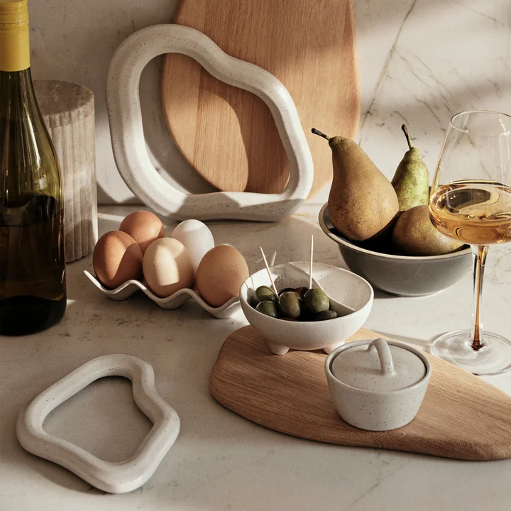 Nordic Vanilla Plateau à oeufs, plat à olives, plat avec couvercle de Broste Copenhagen