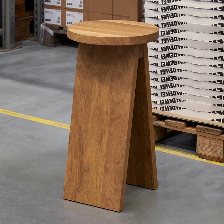 e15 - EK02 Stool Tabouret, haut, chêne