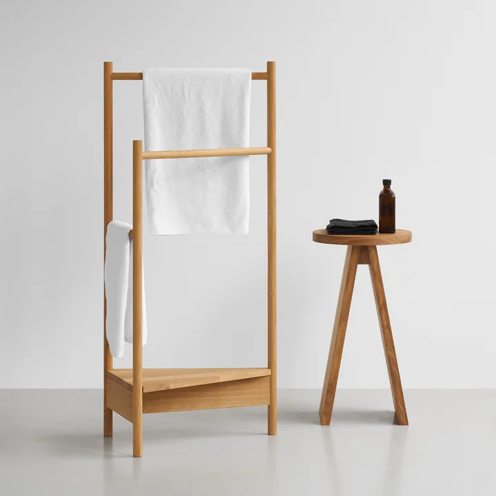 e15 - EK02 Stool Tabouret, haut, chêne