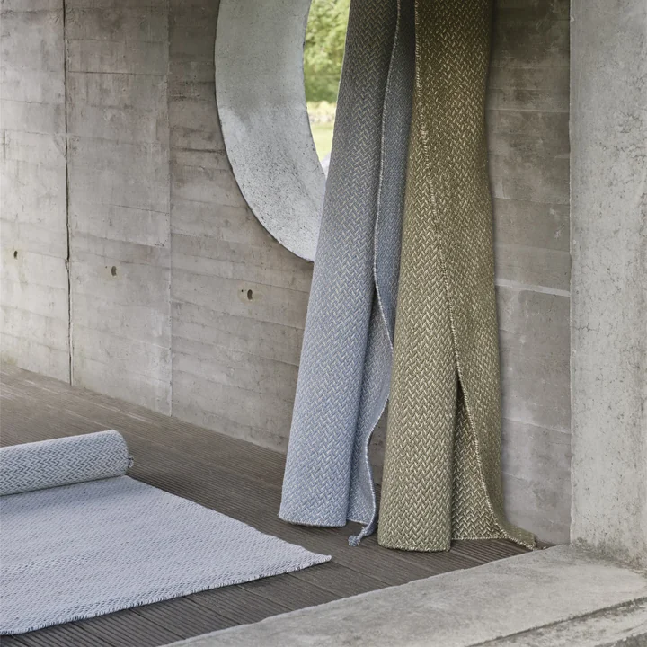 Muuto - Ply Outdoor Tapis, bleu clair