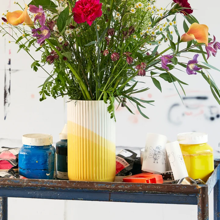 Vitra - Herringbone Vase cannelé H 24,5 cm, jaune