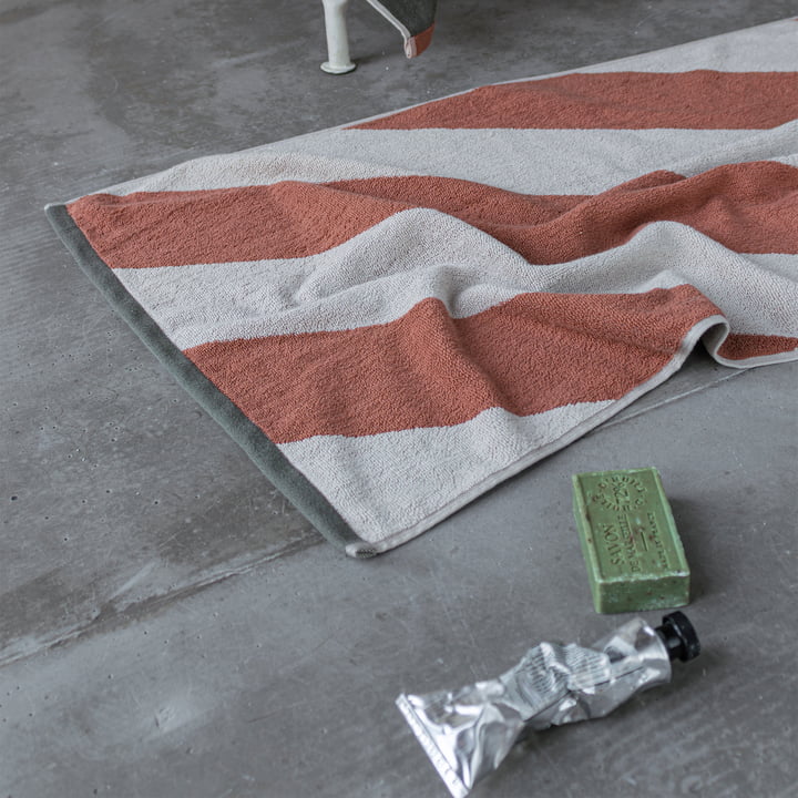 Mette Ditmer - Tapis de bain Diagonal, 50 x 80 cm, brick