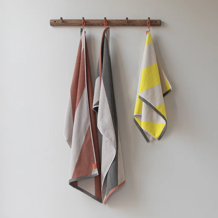 Mette Ditmer - Diagonal Serviette de bain