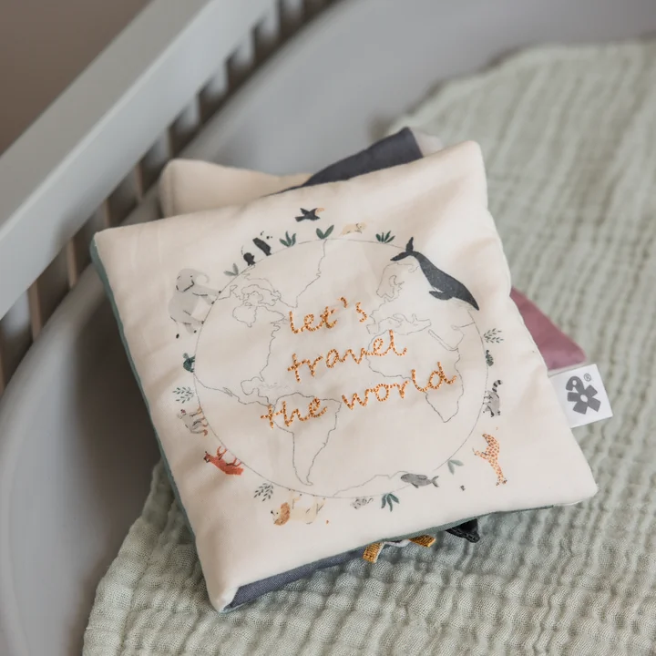 Sebra - Livre d'activités en tissu, World of Sebra