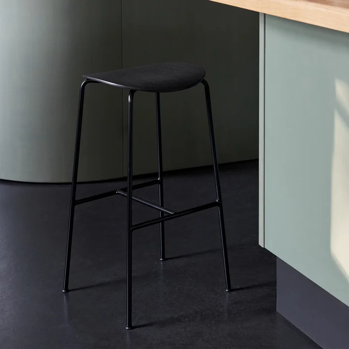 & Tradition - Pavilion AV38 Tabouret de bar, H 79 cm, chêne noir