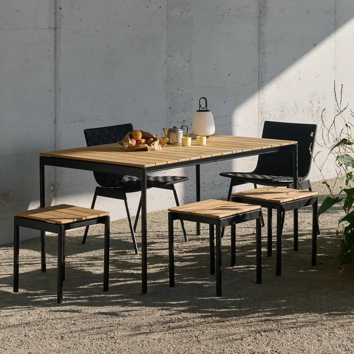 & Tradition - Ville AV47 Tabouret de jardin, teck / warm black