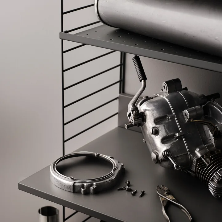 String - New Color, gris foncé