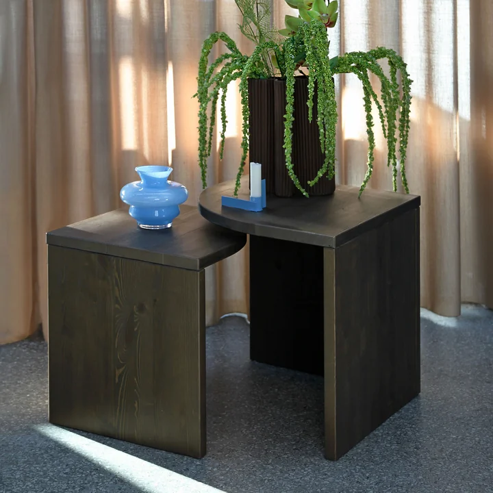 Combine Set de tables d'appoint, pin brun carobé (set de 2) de Karup Design