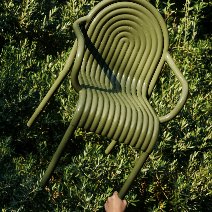 Tom Dixon - Groove Fauteuil de jardin, vert mousse