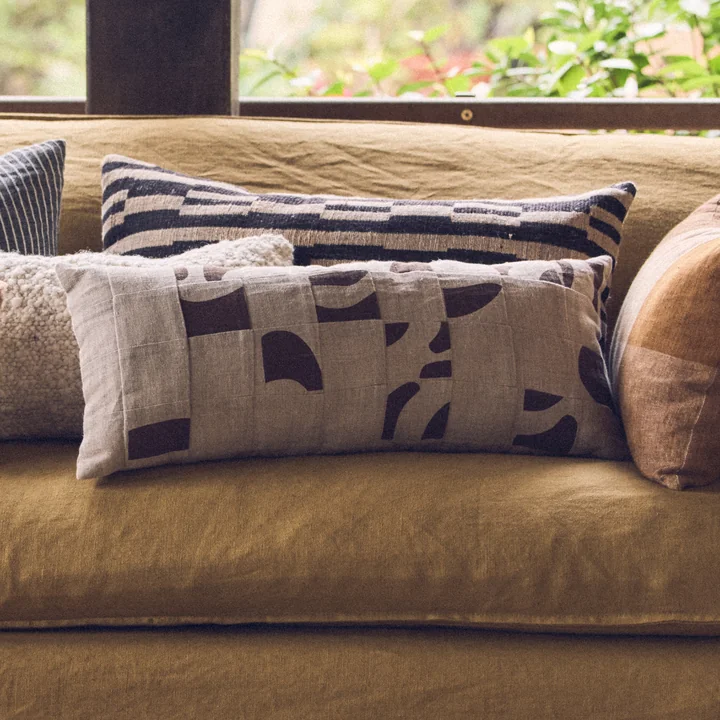 HKliving - Natural Patched Coussin, 70 x 30 cm, beige / marron