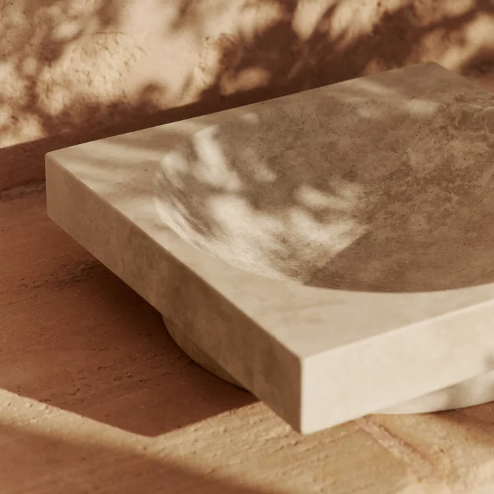 Ferm Living - Hew Coupe décorative, H 7 cm, travertin