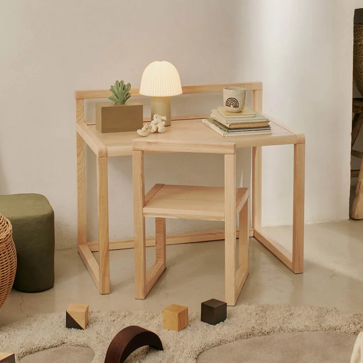 Ferm Living - Little Architect Chaise, bureau pour enfant, frêne naturel et lampe de table Frill LED
