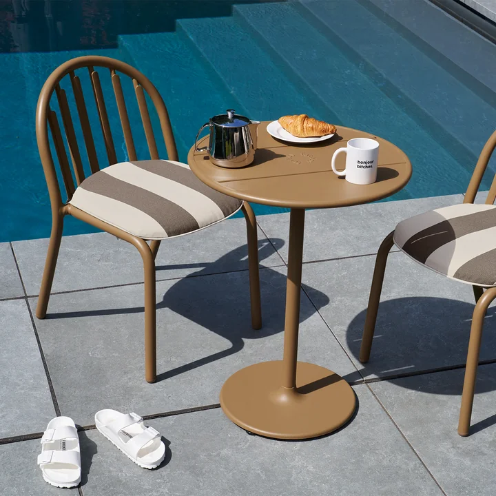 Fatboy - Fred's Outdoor chaise et table Ø 60 cm, mochaccino