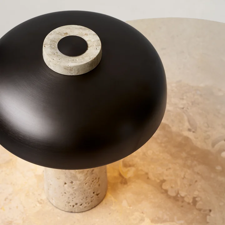 Audo - Reverse LED Lampe de table avec accu, Ø 24,5 x H 19,6 cm, laiton bruni / pierre de travertin